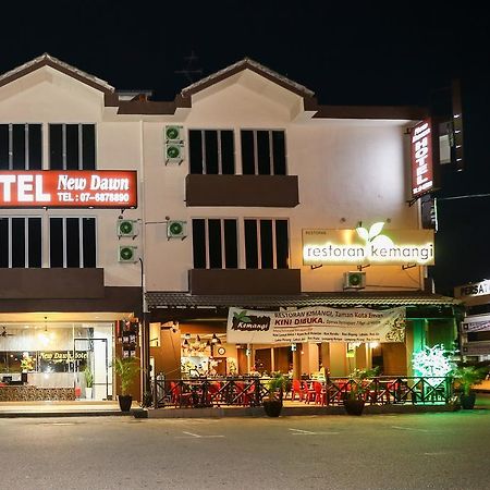 New Dawn Hotel Pontian Sdn Bhd Pontian Kecil Esterno foto